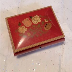 Vintage Italian music/jewelry box that locks
